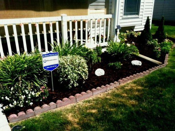 simple-front-yard-flower-bed-ideas-10_10 Прости идеи за цветни лехи на предния двор