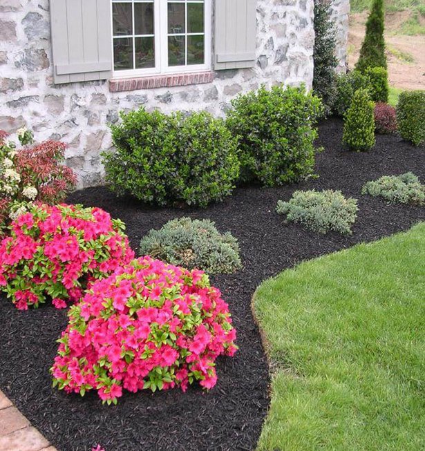 simple-front-yard-flower-bed-ideas-10_3 Прости идеи за цветни лехи на предния двор