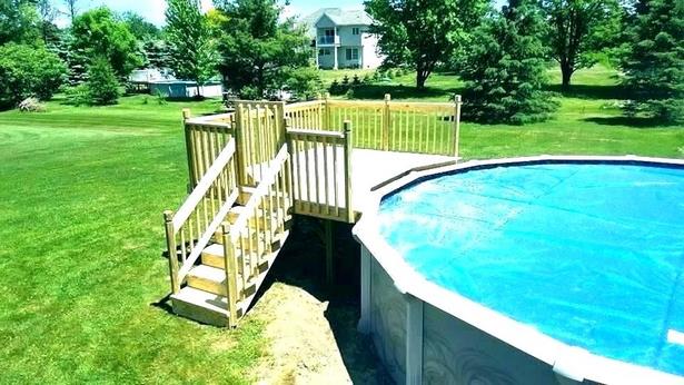 Дизайн на малка палуба за басейни