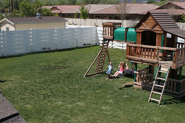 backyard-for-kids-79 Заден двор за деца