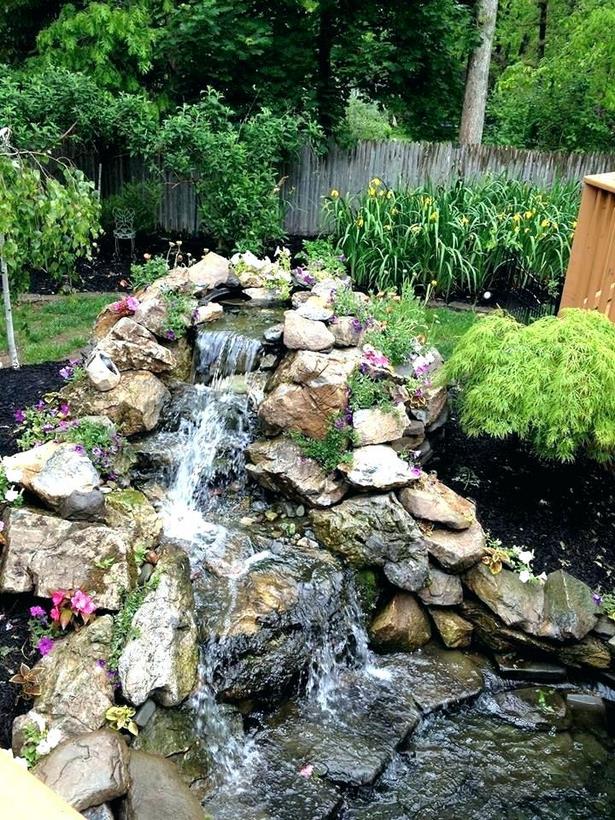 backyard-pond-and-waterfall-ideas-57_14 Двор езерце и водопад идеи