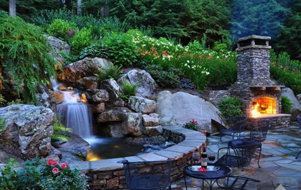build-a-backyard-pond-and-waterfall-38_4 Изграждане на заден двор езерце и водопад