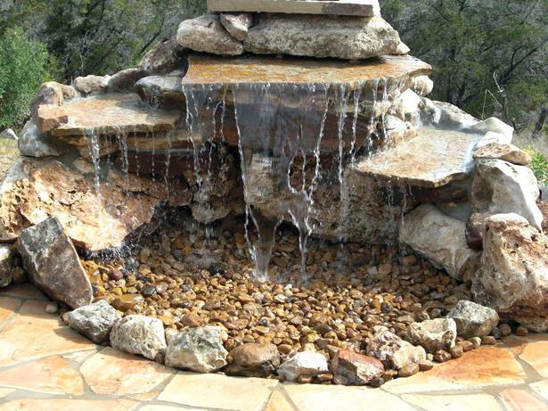 build-a-simple-backyard-waterfall-24_5 Изграждане на прост заден двор водопад