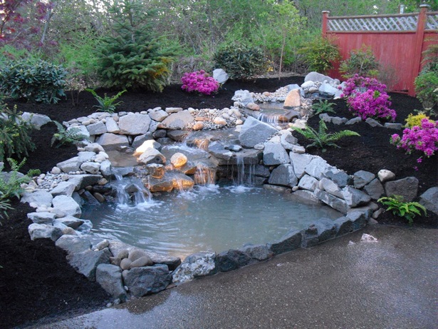 garden-pond-with-waterfall-71_13 Градинско езерце с водопад
