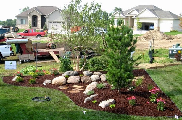 new-home-backyard-landscaping-14_3 Нов дом заден двор озеленяване