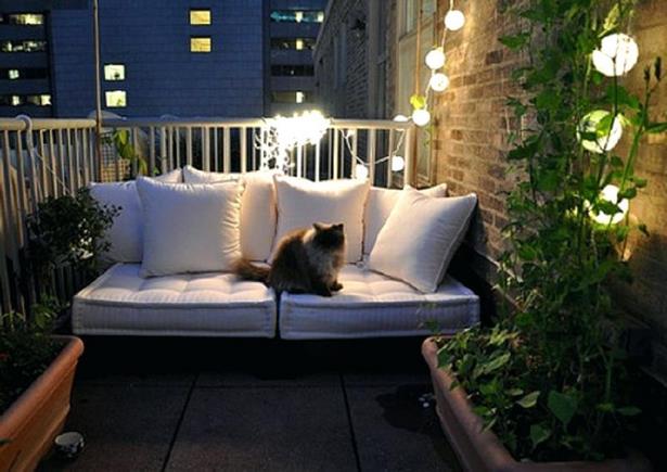 outdoor-balcony-furniture-ideas-32_17 Външни балконски мебели идеи