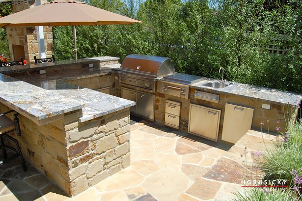 outdoor-patio-designs-with-grill-14_10 Външен дизайн на вътрешния двор с грил