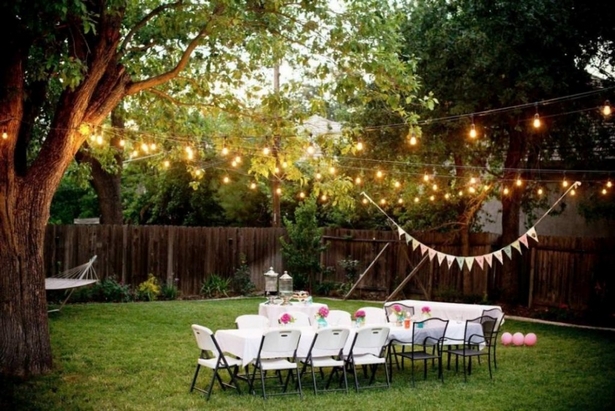small-backyard-wedding-90_2 Малка сватба в задния двор