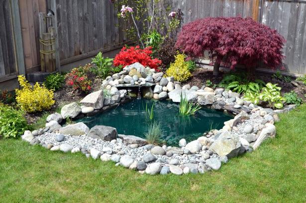 small-garden-pond-designs-81_20 Малък градински дизайн на езерце