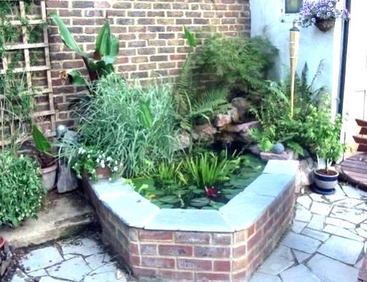small-patio-pond-ideas-49_16 Малък вътрешен двор езерце идеи