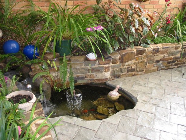 small-patio-pond-ideas-49_2 Малък вътрешен двор езерце идеи