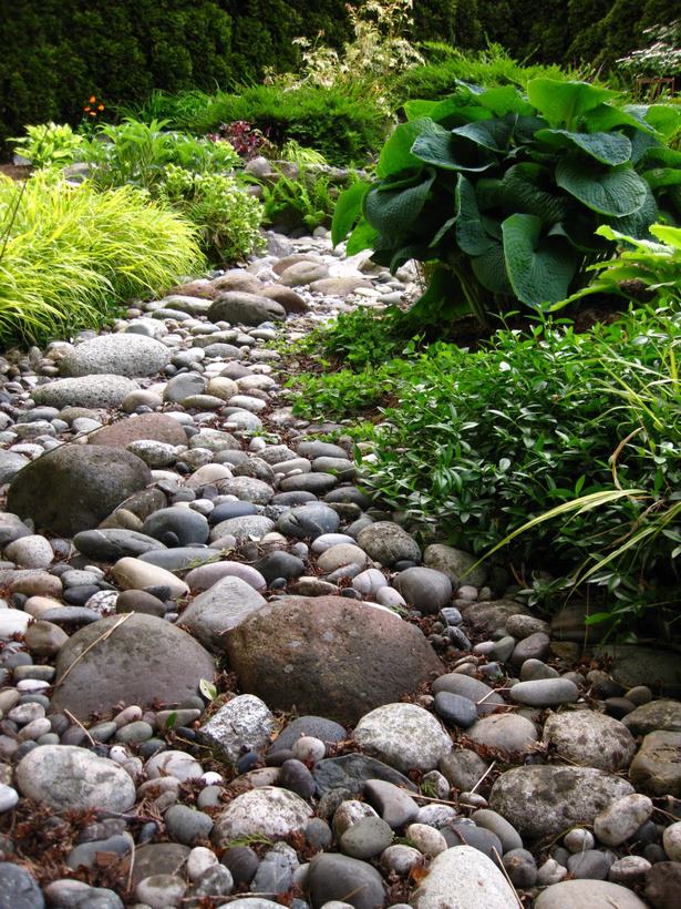 arranging-rocks-in-garden-27_14 Подреждане на камъни в градината