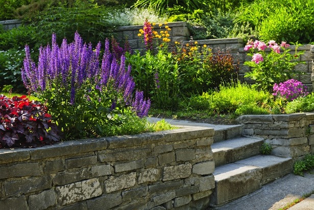backyard-retaining-wall-landscaping-51_5 Заден двор подпорна стена озеленяване