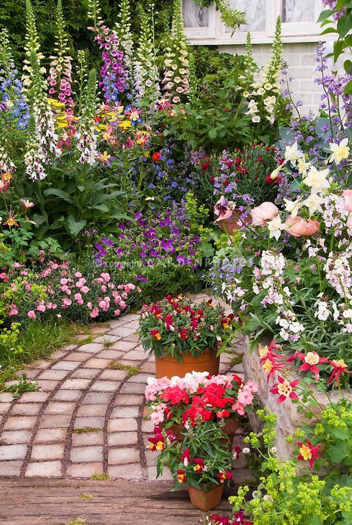 beautiful-flower-garden-path-35_12 Красива цветна градина пътека
