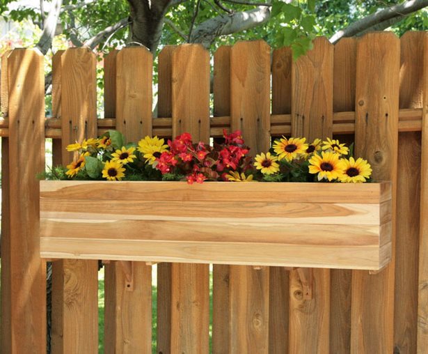 decorating-a-wood-privacy-fence-47_9 Декориране на дървена ограда за поверителност