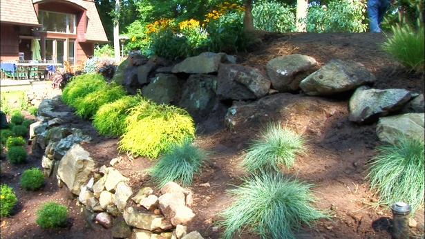 landscaping-ideas-around-a-large-rock-66_6 Озеленяване идеи около голяма скала