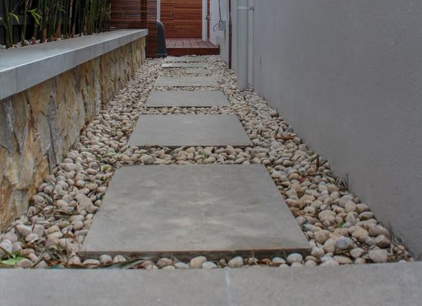 pebble-footpath-83_12 Камениста пътека