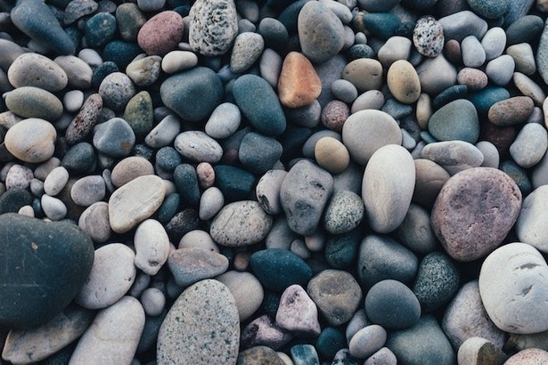 river-pebbles-landscaping-ideas-02 Речни камъчета идеи за озеленяване