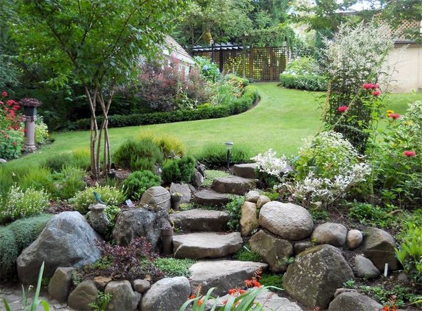 rock-garden-sloped-yard-09_17 Скална градина наклонен двор
