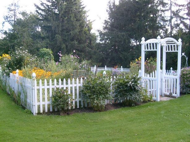 short-garden-fence-designs-33_9 Кратко градина ограда дизайни