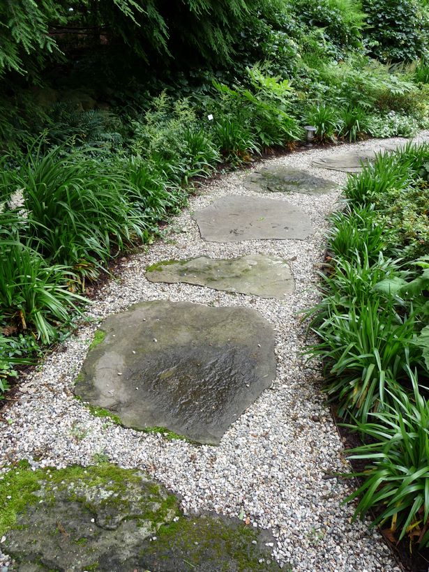stepping-stones-in-gravel-path-53_2 Стъпала в чакълена пътека