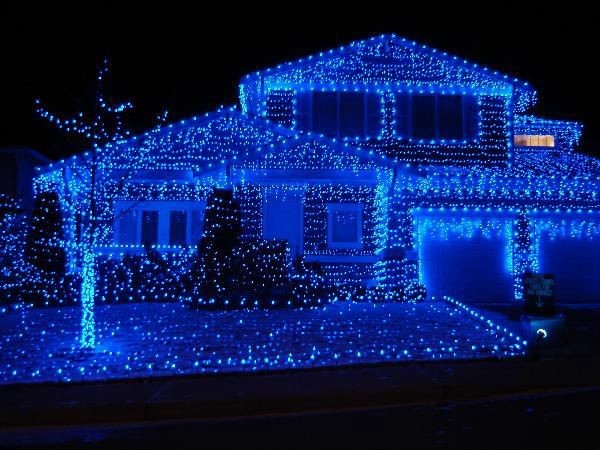 blue-christmas-lights-70 Сини коледни светлини