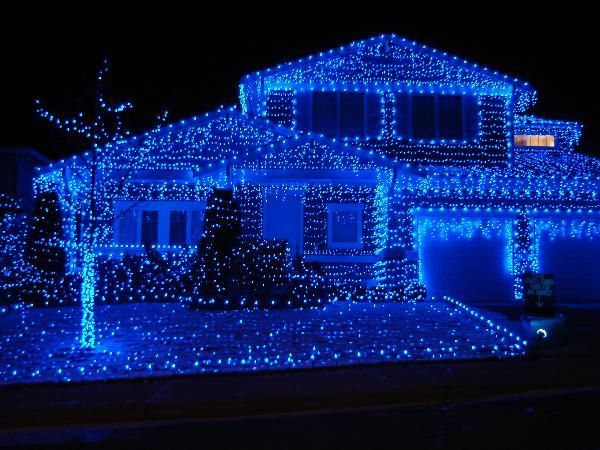 blue-outdoor-christmas-lights-17_5 Синьо открито коледни светлини