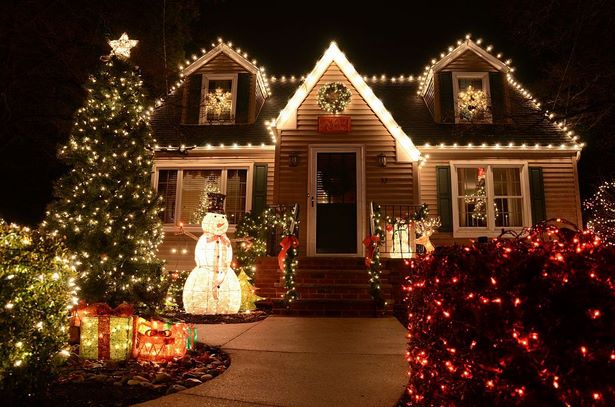 christmas-house-decorations-outside-89_7 Коледна украса на къщата отвън