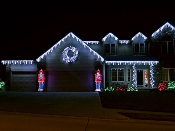 christmas-lights-front-of-house-53_4 Коледни светлини пред къщата
