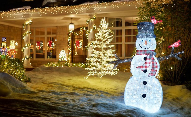 easy-outdoor-christmas-light-decorating-ideas-21_5 Лесно открито Коледа светлина декориране идеи