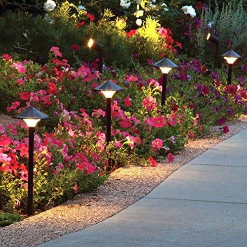 flower-bed-lighting-ideas-60_11 Идеи за осветление на цветни лехи