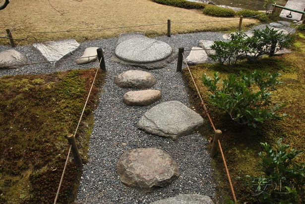 japanese-garden-path-stepping-stones-63_9 Японски градинска пътека стъпала