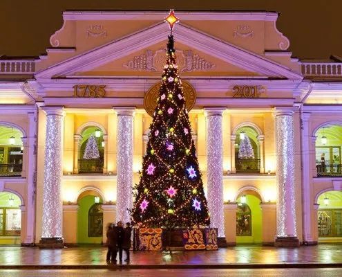 large-outdoor-christmas-tree-lights-57_3 Големи открито коледно дърво светлини