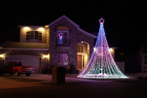 outdoor-christmas-lights-and-decorations-69_10 Външни коледни светлини и декорации