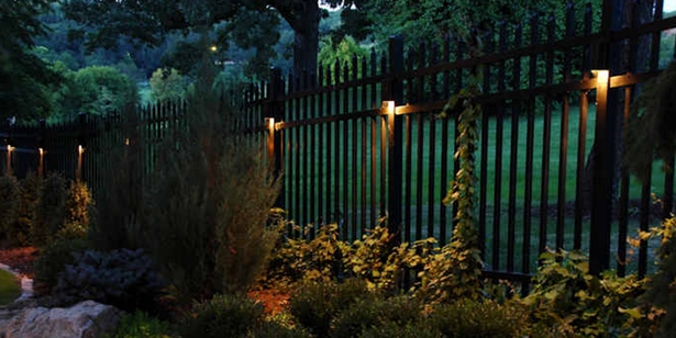 outdoor-fence-lighting-ideas-35_10 Външна ограда осветление идеи