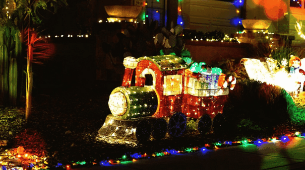 outdoor-lighted-christmas-decorations-60 Външна осветена коледна украса