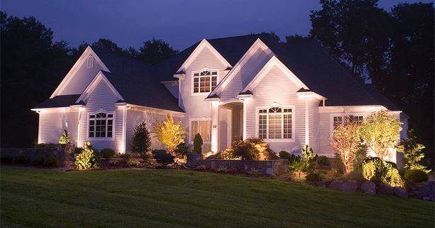 outdoor-lighting-ideas-for-front-of-house-87_12 Идеи за външно осветление за предната част на къщата