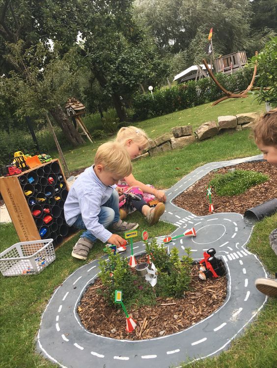 small-backyard-playground-ideas-88_14 Малки идеи за детска площадка в задния двор