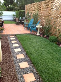 affordable-backyard-landscaping-ideas-30_18 Достъпни идеи за озеленяване на задния двор