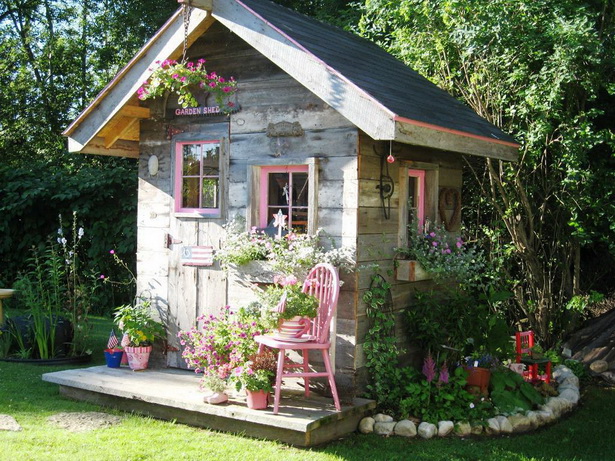 backyard-cottage-ideas-41_13 Задния двор вила идеи