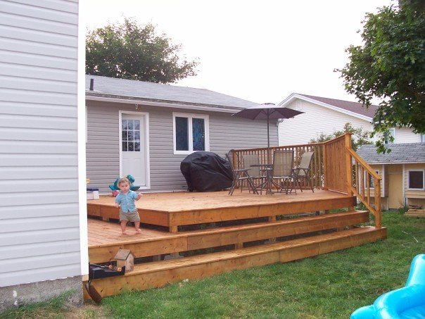 backyard-decks-for-small-yards-21_9 Дворни палуби за малки дворове