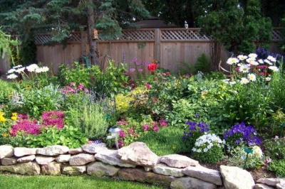 backyard-flower-bed-ideas-13_14 Идеи за цветна леха в задния двор