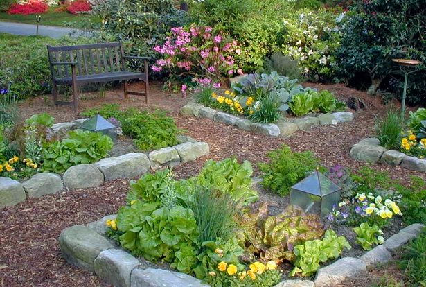 backyard-garden-plants-83_6 Градински растения