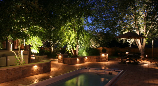 backyard-landscape-lighting-45_19 Заден двор пейзаж осветление