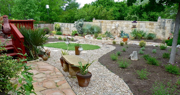 backyard-landscaping-ideas-with-stones-86_8 Идеи за озеленяване на задния двор с камъни
