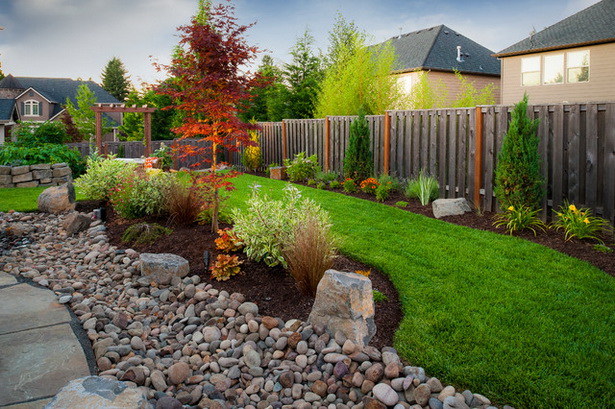 backyard-landscaping-with-rocks-65_3 Дворно озеленяване с камъни