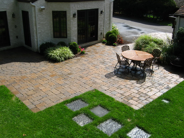 backyard-patio-designs-with-pavers-50 Дизайн на задния двор с павета