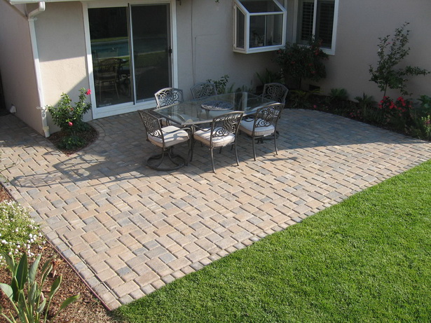 backyard-patio-designs-with-pavers-50_16 Дизайн на задния двор с павета