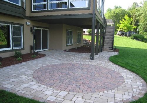 backyard-patio-designs-with-pavers-50_8 Дизайн на задния двор с павета