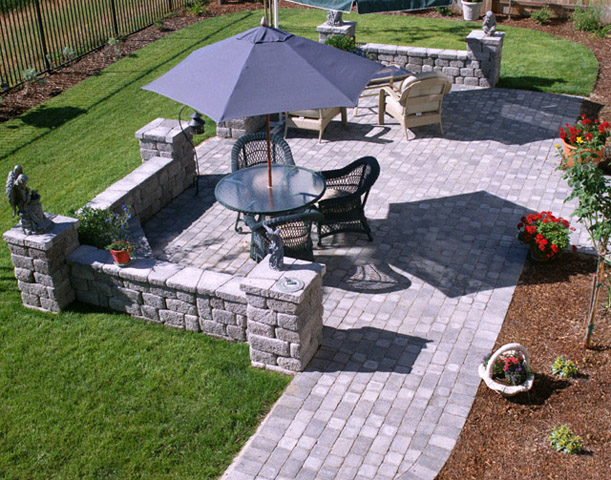 backyard-patio-ideas-stone-72_12 Двор идеи камък